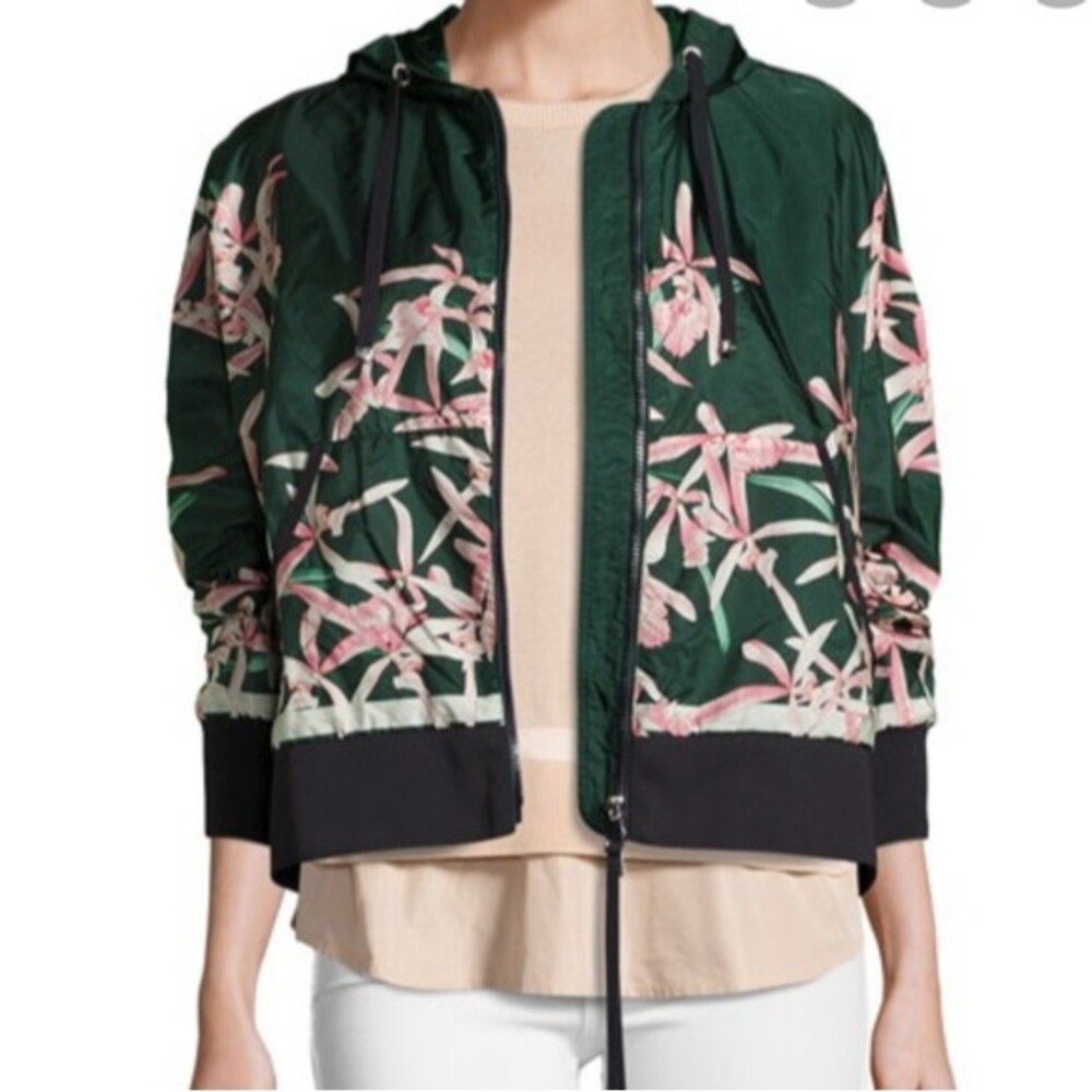Moncler Womens Green Floral Feminine Edgy Luxury Oversized Windbreaker Size 2 - Picture 3 of 4